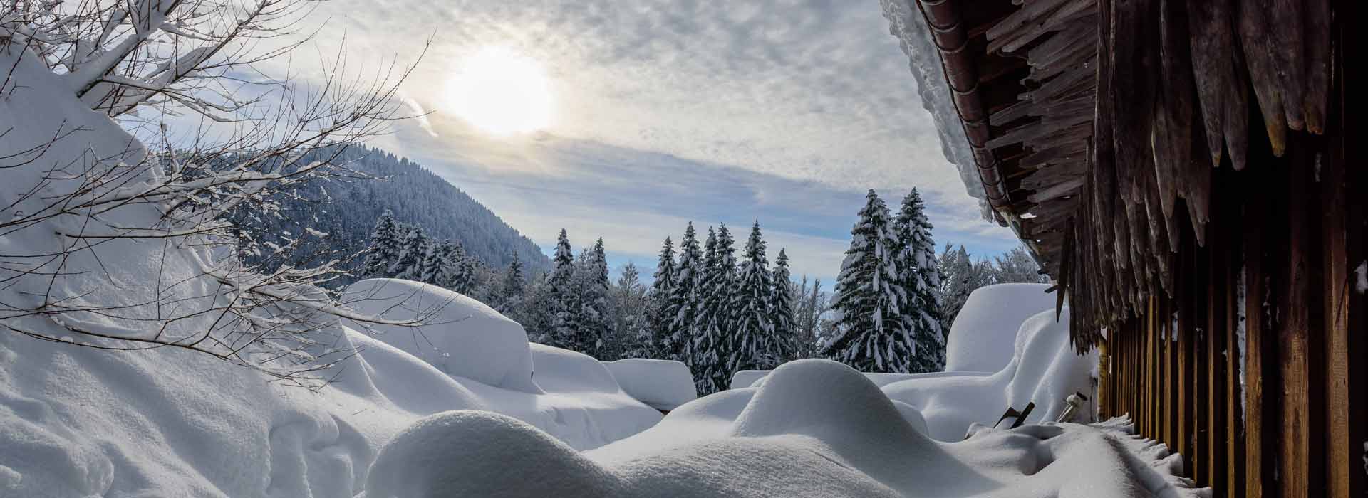 knusperhuette verschneit winter selbstversorgerhuetten nutz burgberg gruenten